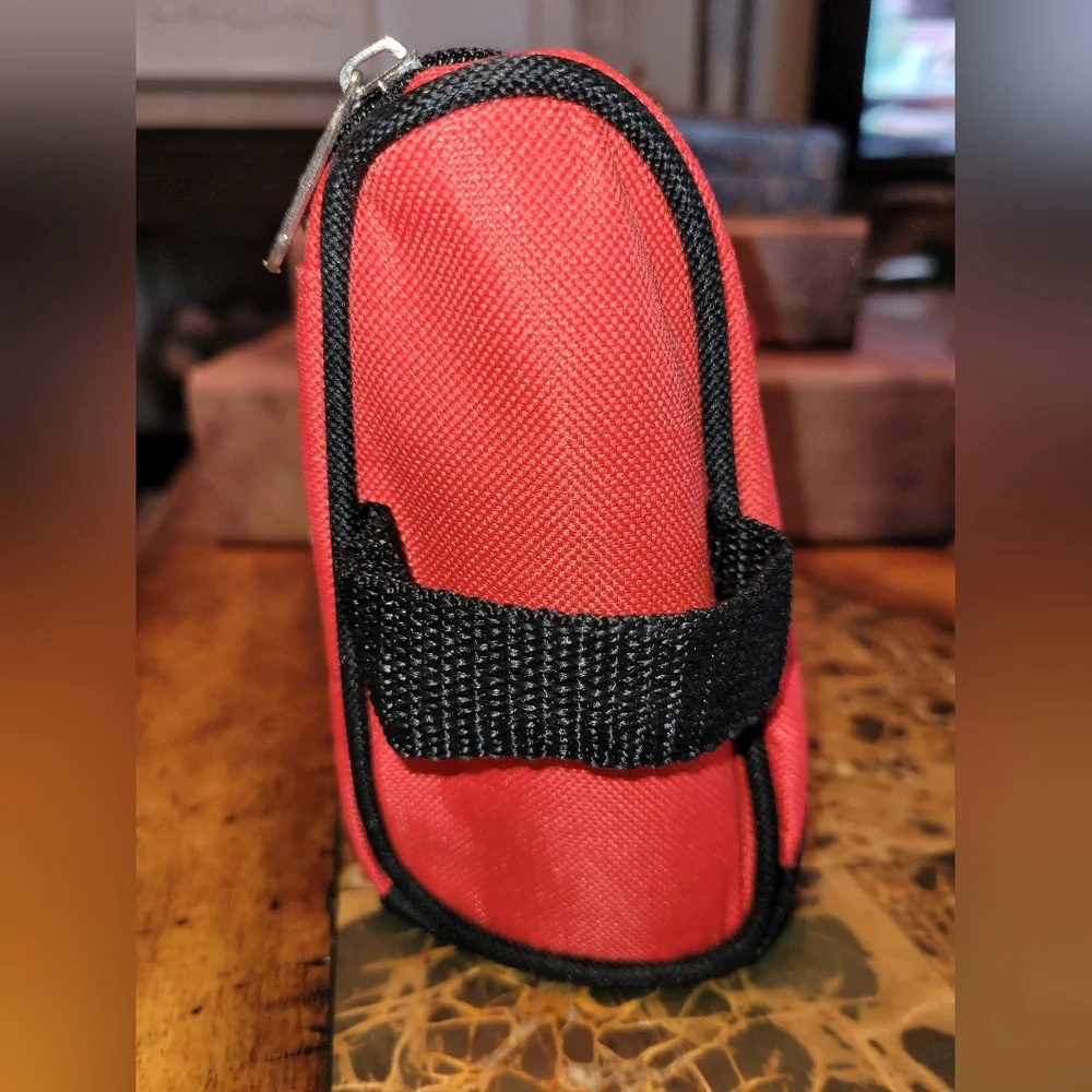 NASCAR overnight travel bag - Picture 4 of 8